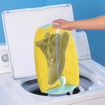 Reusable Shoe Laundry Bag – Zippered Wash Bag for Sneakers